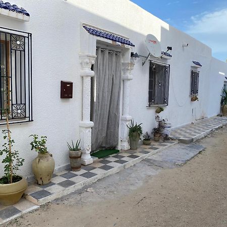 Studio De Charme Houmt El Souk Exterior foto